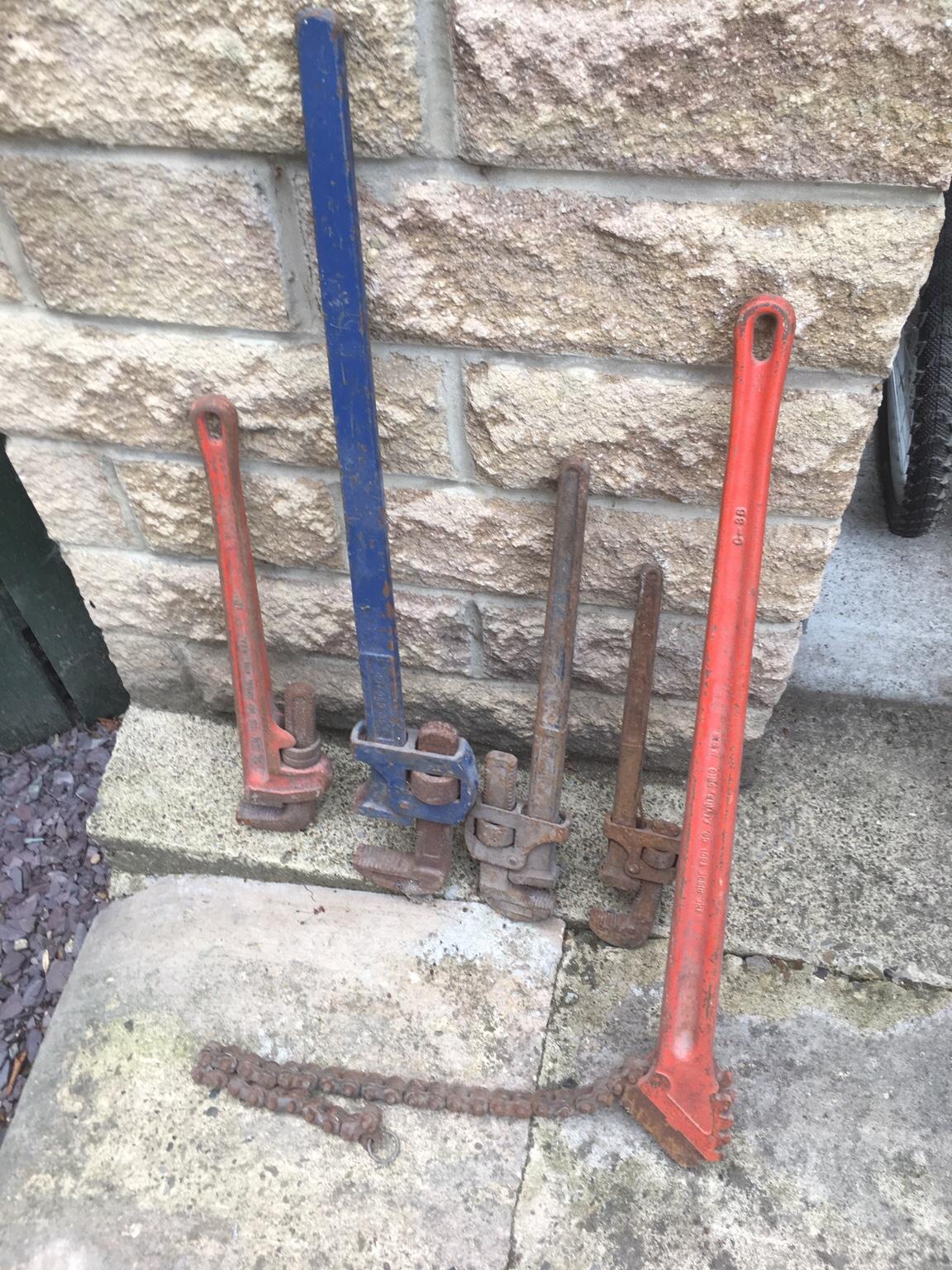 Pipe chain wrench and Stilsons in Kirklees for £20.00 for sale | Shpock