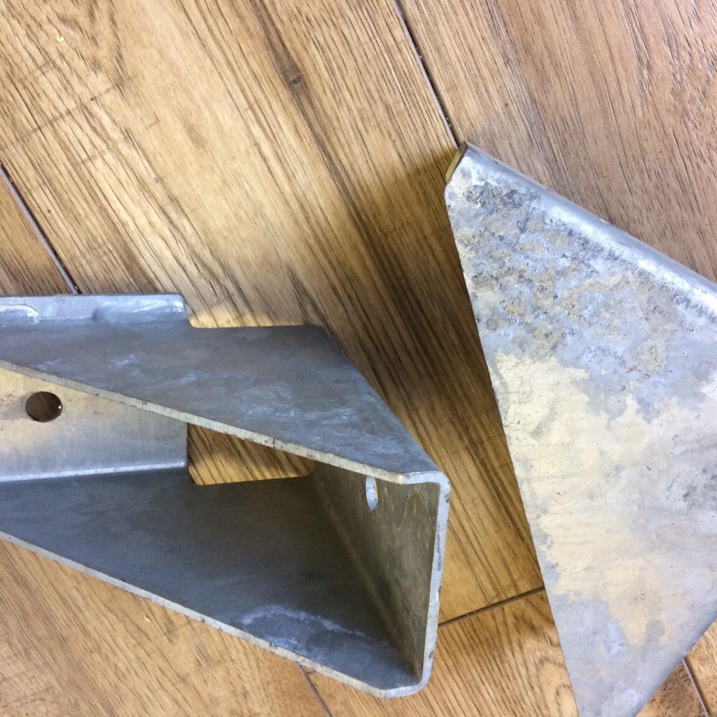 Caravan ALKO 2000 kg Jacking Brackets as new in NN3 Northampton for £30