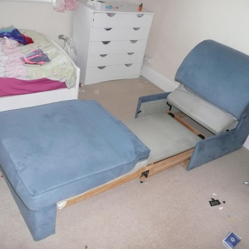 Single sofa bed in SouthendonSea für 40,00 £ zum Verkauf Shpock DE