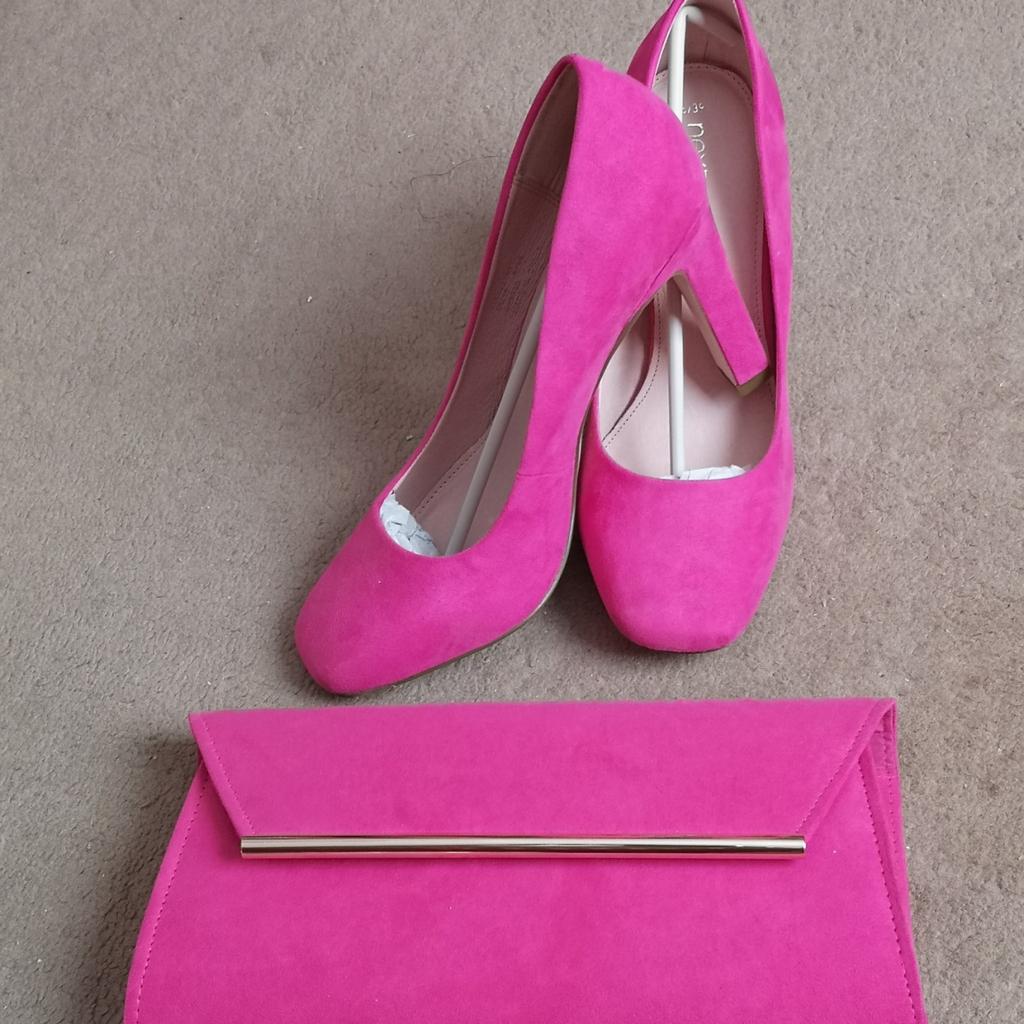 Next Shoes and Bag in KY12 Dunfermline für 20,00 £ zum Verkauf | Shpock DE