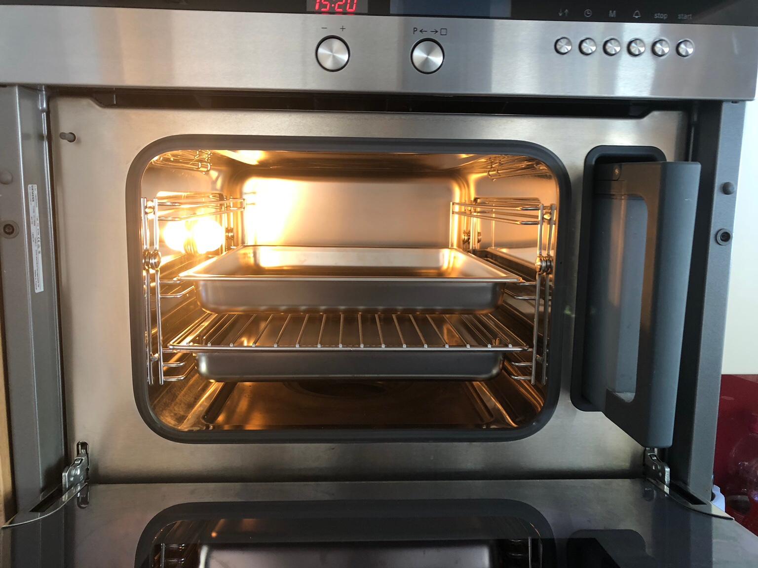 Dampfgarer Siemens HLHB26 ENr.: HB26D550 in 6200 Jenbach für € 350,00 ...