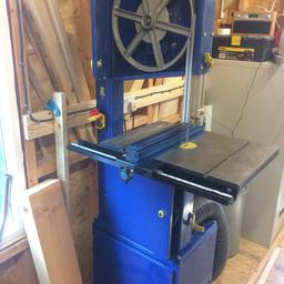 Record power RSBS14 bandsaw totally mint condition has upgraded kreg fence which was over £100 alone there is about 15 blades including some new and used collection only