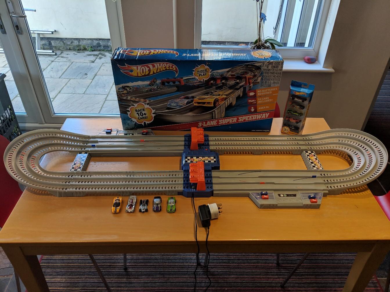 hot wheels 3 lane super speedway for sale