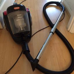 Good suction hoover, in working condition