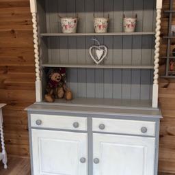 Preloved Solid Wood Dresser, refurbished using Annie Sloan ‘Paris grey’ & ‘Antique white’ paint. Sealed for durability.
Height- 73”
Width- 47.5”
Depth- 17.5”
Drawers & doors open & close with ease.
Shelf within cupboard.
Can deliver for fuel cost if local to Rugby