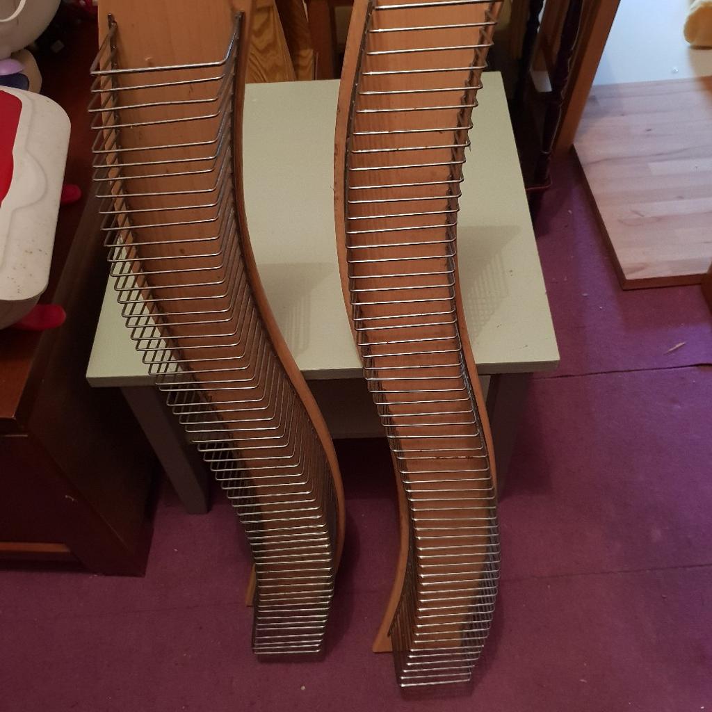 2x CD racks in B31 Birmingham für £ 1,00 zum Verkauf | Shpock AT