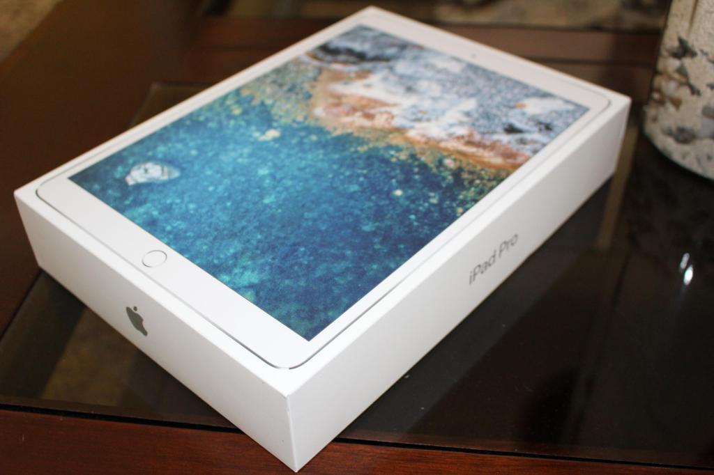 Apple iPad Pro 2nd Gen 12.9 WiFi Silver 512GB in E2 London für 720,00 ...