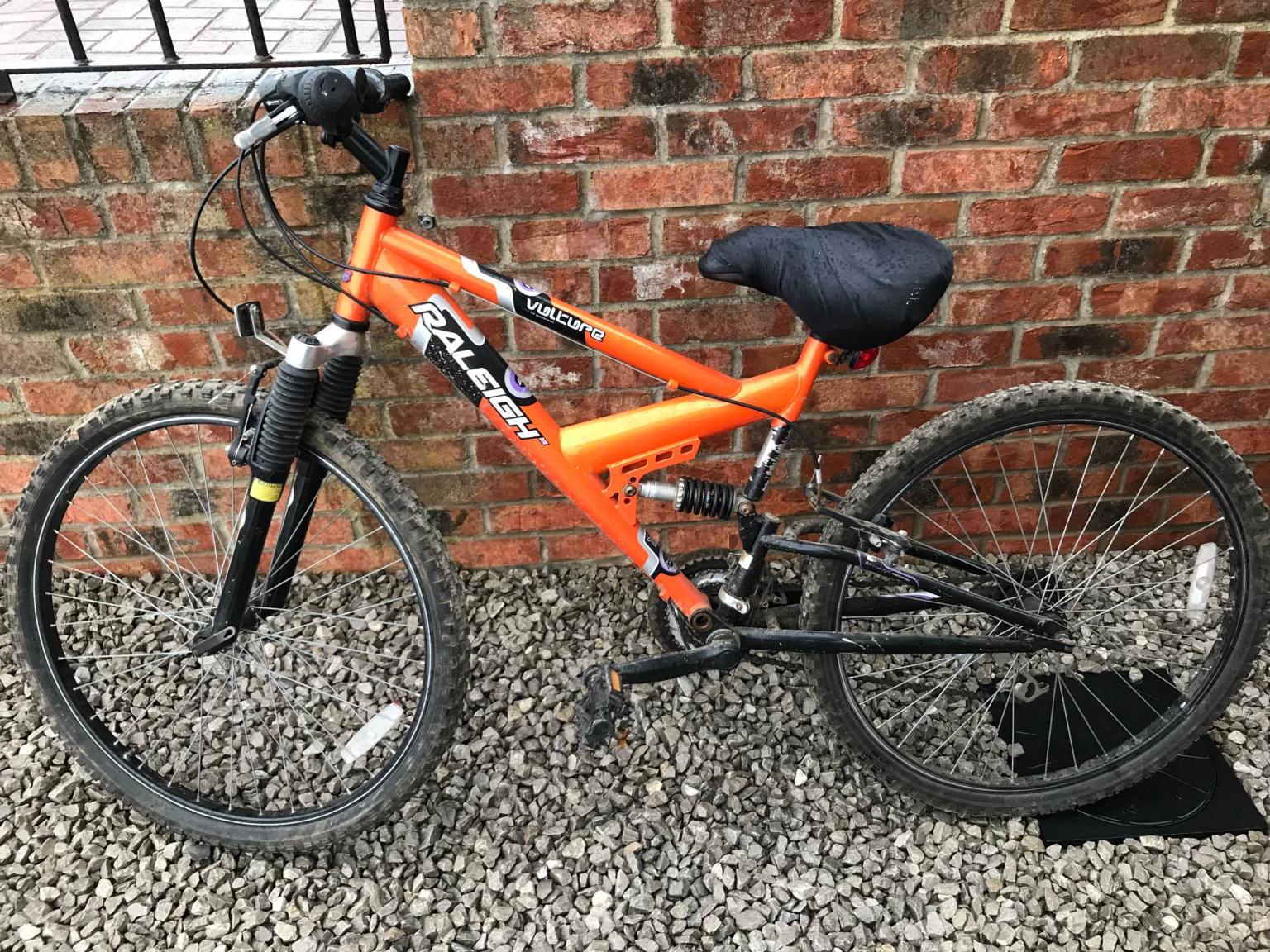 Raleigh Vulture Full Suspension MountainBike in S30 Rotherham for