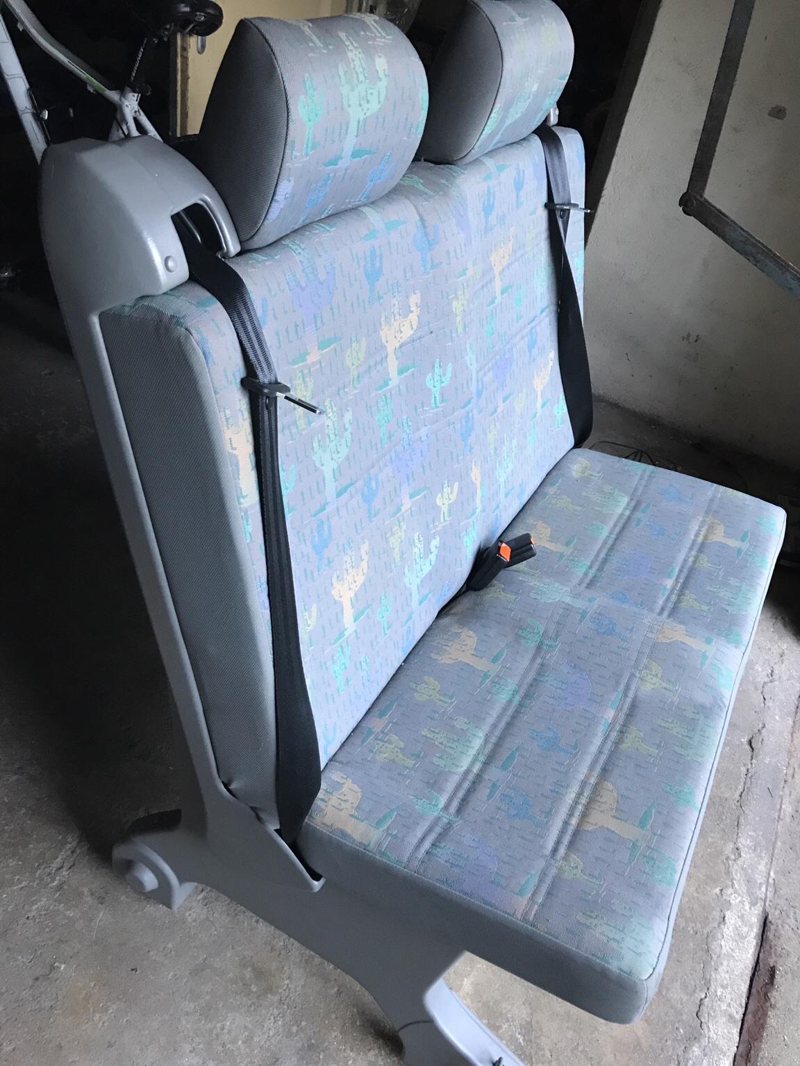 2er Bank T4 California - Kaktus - Westfalia in 6330 Kufstein fr 390,00   zum Verkauf | Shpock DE