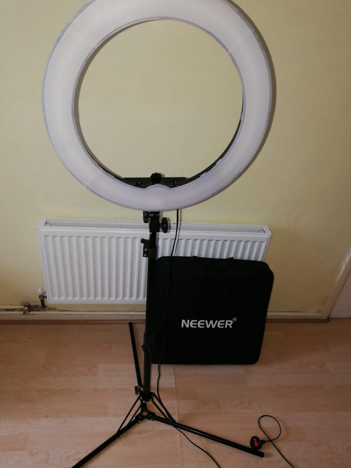 18" Newer Ring Light for sale in N1 Hackney für £ 55,00 zum Verkauf