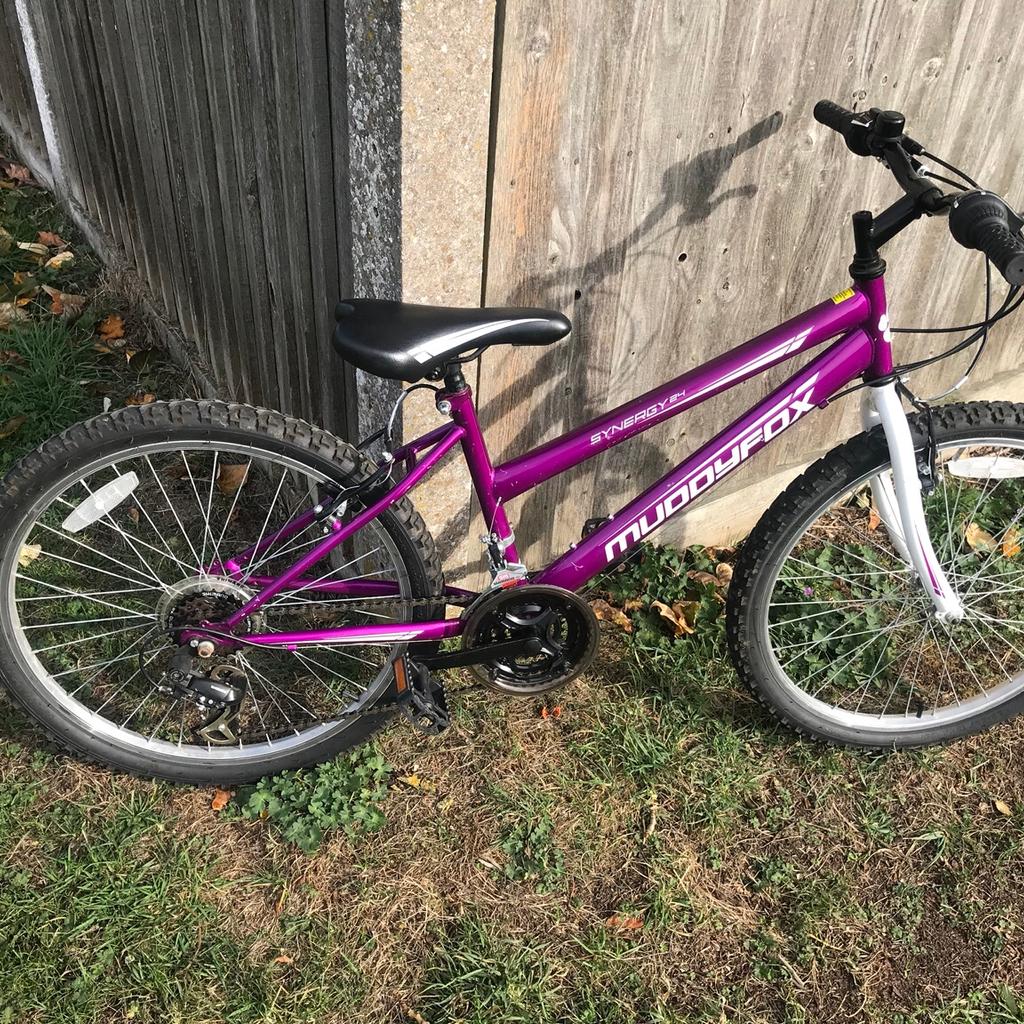 MuddyFox Synergy 24 Wheels Girls Bike in OX29 Oxfordshire for 55.00 for sale Shpock