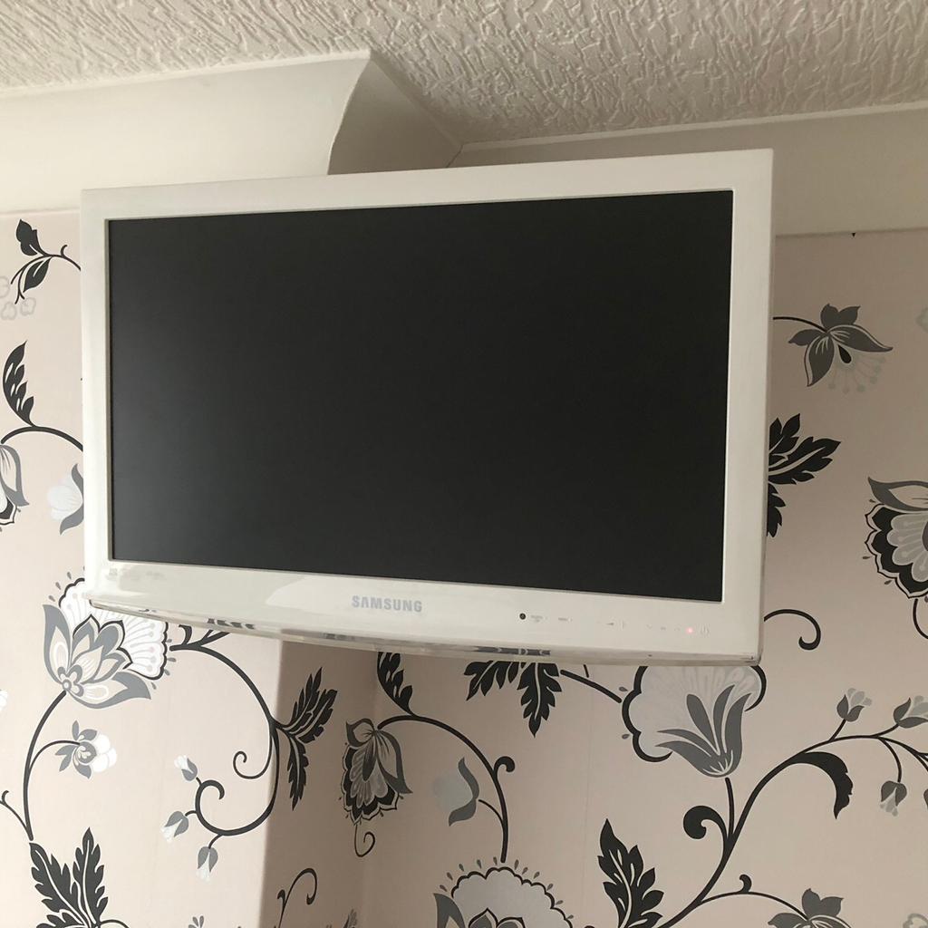 Samsung TV in S65 Rotherham für £ 45,00 zum Verkauf | Shpock AT