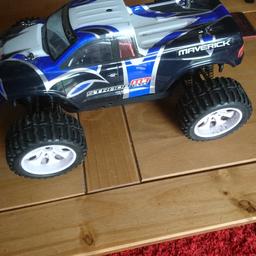 Electric 4x4 remote control car in good condition cost £150 from Penn models selling for £50 or nearest offer