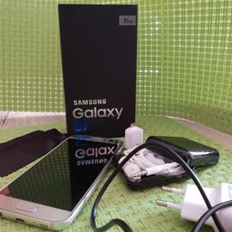 Samsung Galaxy S7 Smartphone (5,1 Zoll (12,9 cm) Touch-Display, 32GB interner Speicher, Android OS) silber
Brillantes 12,92 cm (5,1 Zoll) Quad-HD Super AMOLED Display, 12MP-Kamera mit Dual Pixel und F1.7-Blende für gestochen scharfe Bilder
Leistungsstarker 64-bit Octa-Core-Prozessor, LTE, 32 GB interner Speicher, Erweiterung per MicroSD um bis zu 256 GB
Kratzfestes Gorilla Glass und hochwertiges Aluminium-Gehäuse, wasser- und staubgeschützt nach IP68
Lieferumfang: Samsung Galaxy S7, Headset, Lad