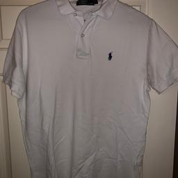 polo by RL
Size S will fit M
Excellent condition