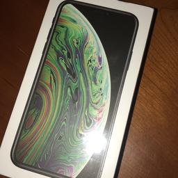 iPhone xs for sale brand new in box with wrapper not opened £800 ovno