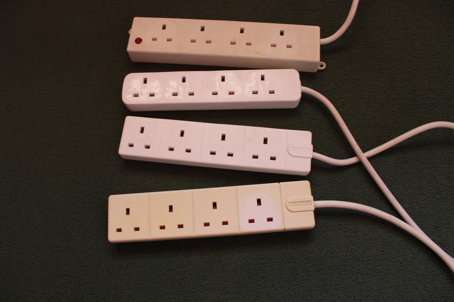 Choice of 3 x electric extension leads in SO15 Southampton für 4,00