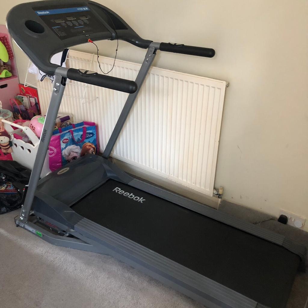 Reebok edge 2025 2.2 treadmill price