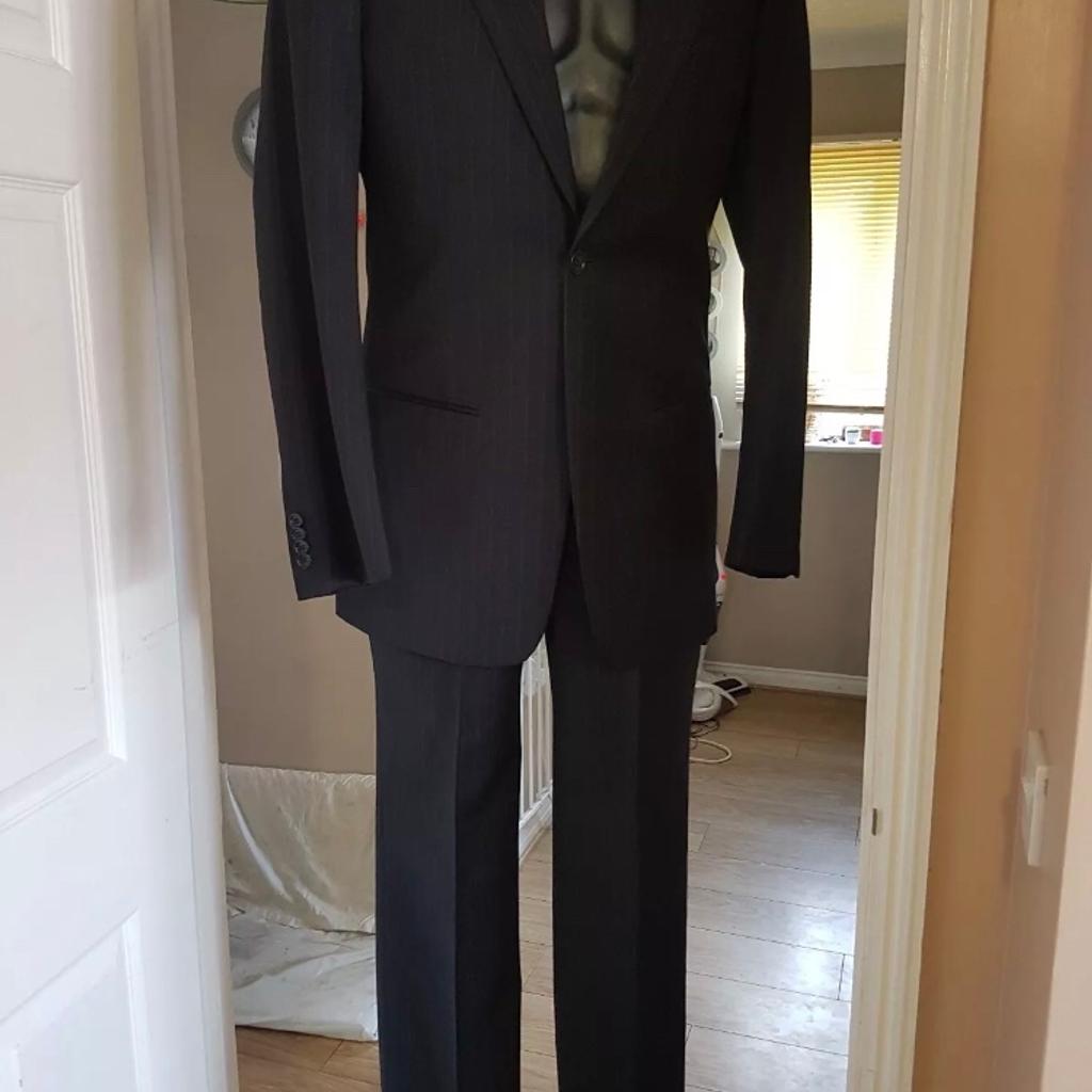 Armani 3 piece suit in CV12 Bedworth für 80,00 £ zum Verkauf | Shpock DE