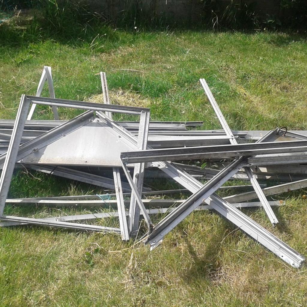 Greenhouse metalwork in Selby für gratis zum Verkauf Shpock DE