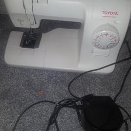 i used this machine 1 year it was very good now I have problem with stitching and I don't know how to fix this that's why I'm selling it, just need to fix this problem 
Collation only please 