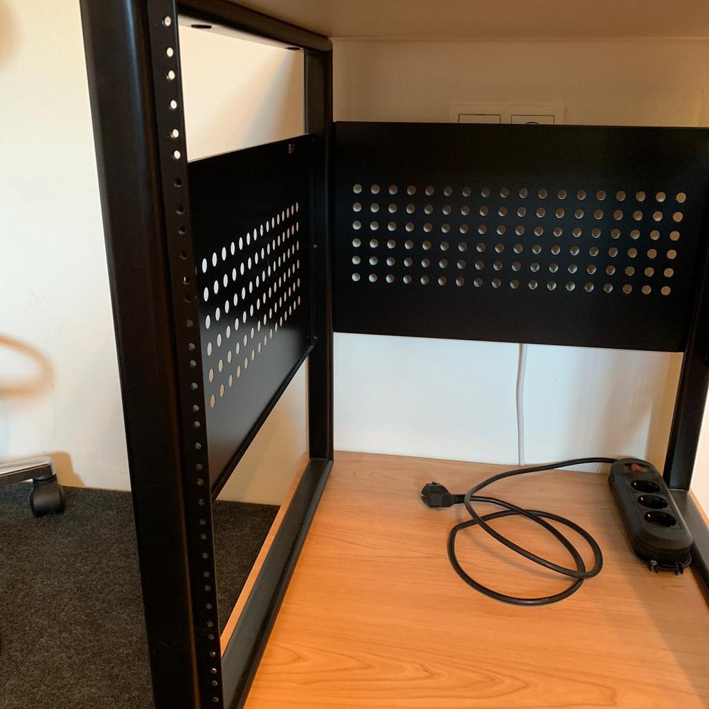 19 Zoll Studio Rack StudioRTA Producer Card in 6840 Götzis für € 65,00 ...
