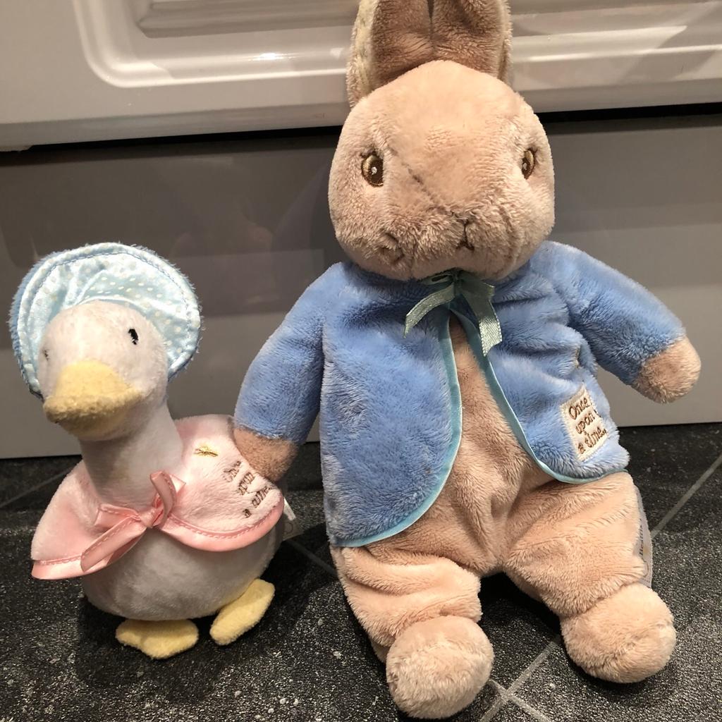 Peter rabbit and puddle duck in PR4 Lancashire für £ 15,00 zum Verkauf
