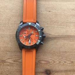 Purchased new for £970
Was a gift from my (now ex) girlfriend. Looks like our *time* is over. ZING 🤙🏽 Now looking to capitalise off our break up. Hmu!

The watch is kinetically powered so no batteries needed. *Will definitely work in zombie apocalypse/nuclear war.

**Though it says I live in Maidstone, I am very much happy to come into London and meet anyone who wants to buy this**

Peace 🙏🏼