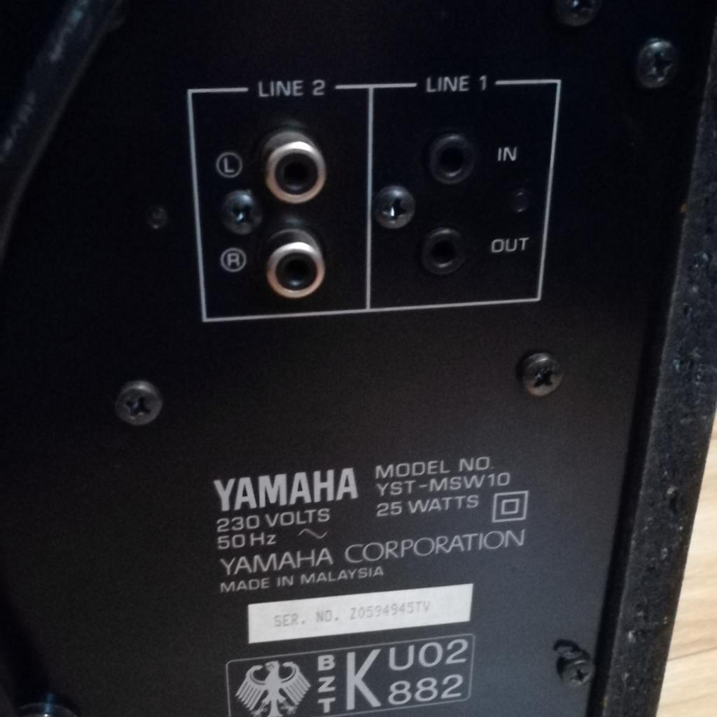 Yamaha YSTMSW10 kleiner AktivSubwoofer in 09120 Chemnitz für 25,00