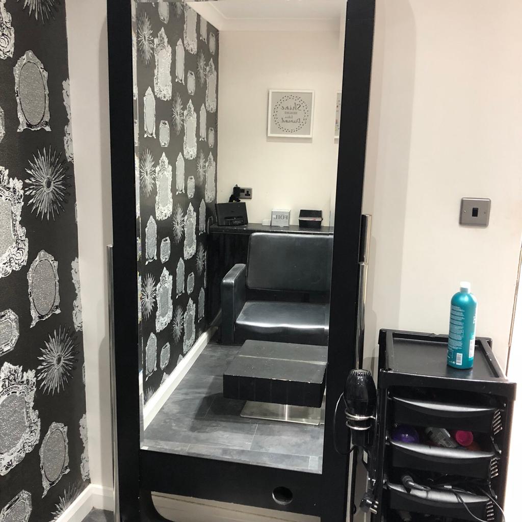 Salon hairdressing mirror in B98 Redditch für 40,00 £ zum Verkauf ...