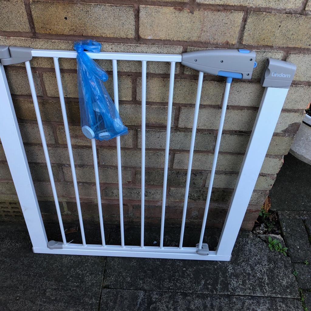 Lindam baby gate in DY3 Staffordshire für 10,00 £ zum Verkauf Shpock DE