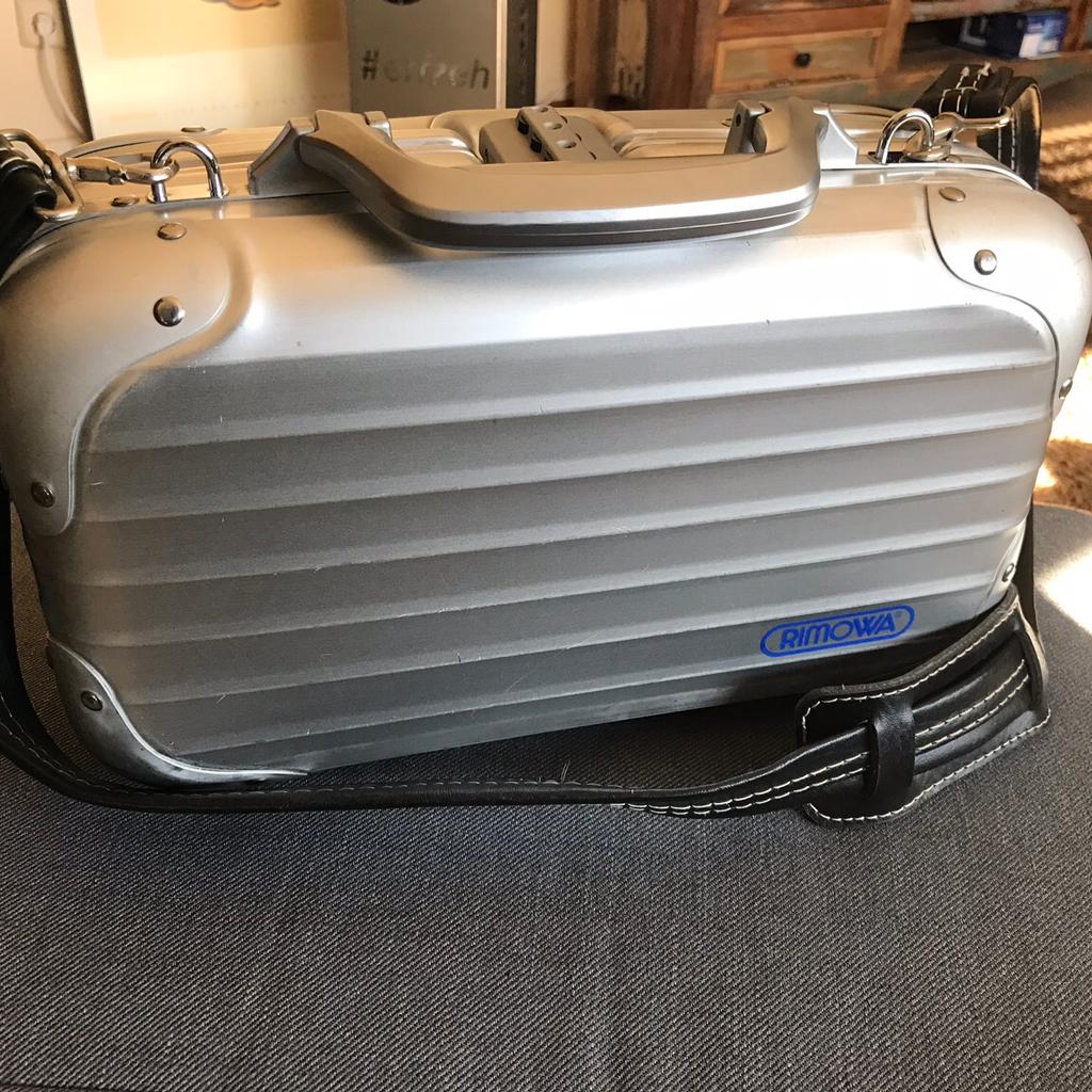 Rimowa Piccolo rar selten Beautycase in 53489 Sinzig für 295,00 € zum