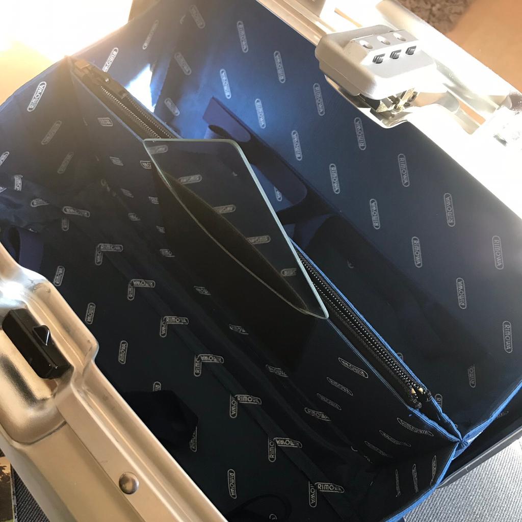 Rimowa Piccolo rar selten Beautycase in 53489 Sinzig für € 295,00 zum