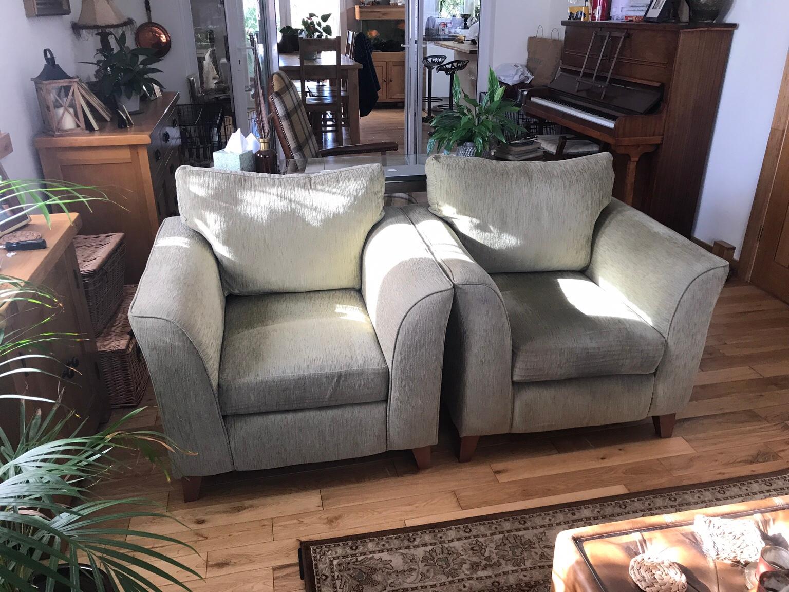 2 x Green Sofa Chairs in NN15 Kettering für 60,00 £ zum Verkauf Shpock DE