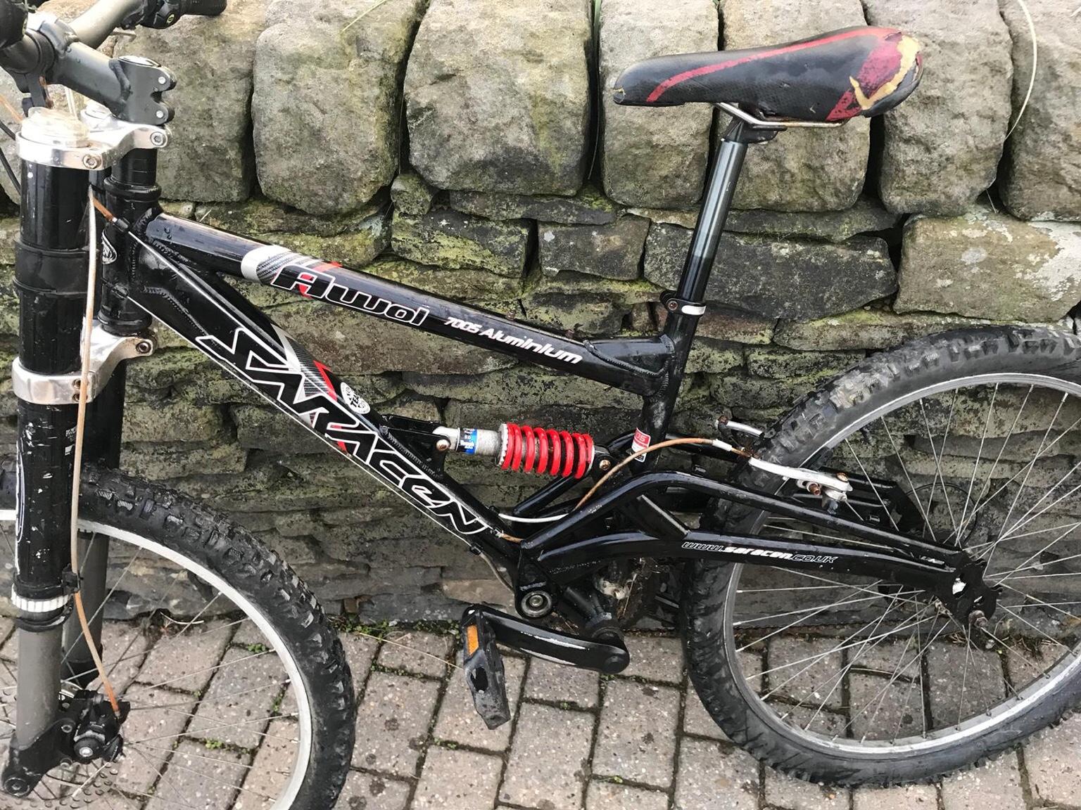 Saracen discount awol bike