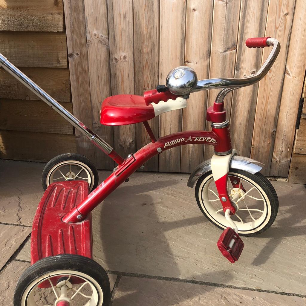 Classic radio flyer tricycle in TW14 Spelthorne for £30.00 for sale