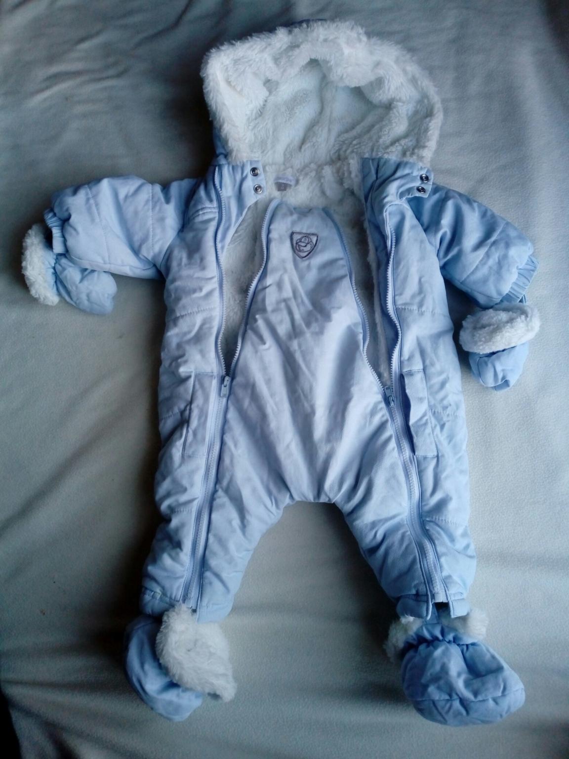 Absorba boys snow suit 03 months in N14 für 5,00 £ zum Verkauf