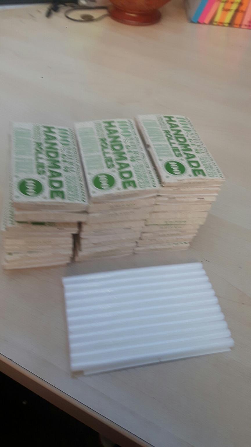 30 rizla packs - 3000 papers !! and filters in S44 North East ...
