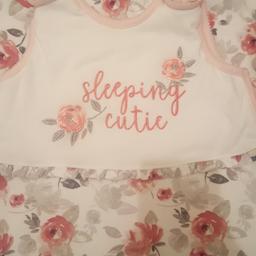 girls 12-18 month sleeping bag 
2.5 tog
collection B68