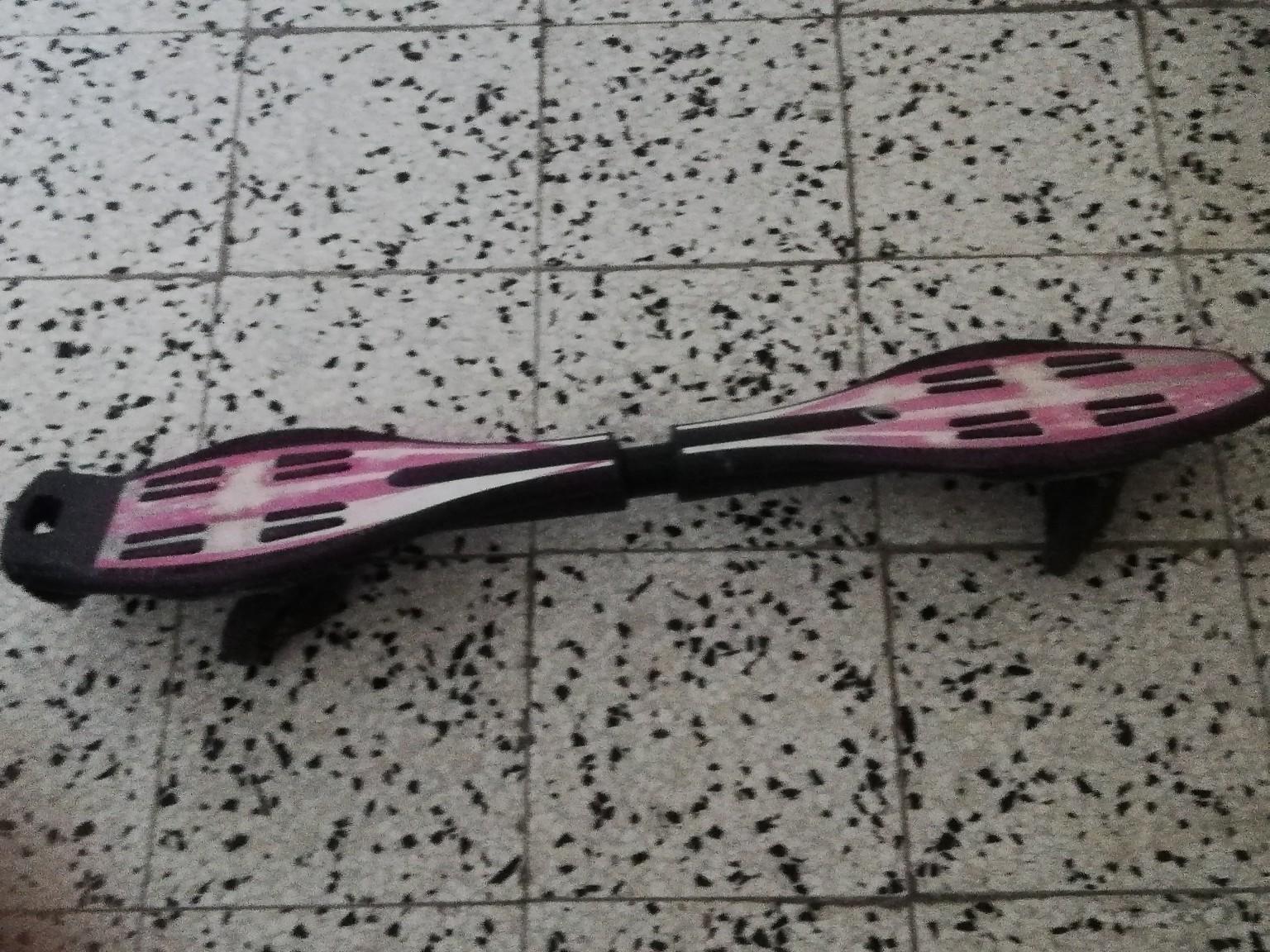 Waveboard rosa in 4840 Vöcklabruck für 15,00 € zum Verkauf | Shpock DE