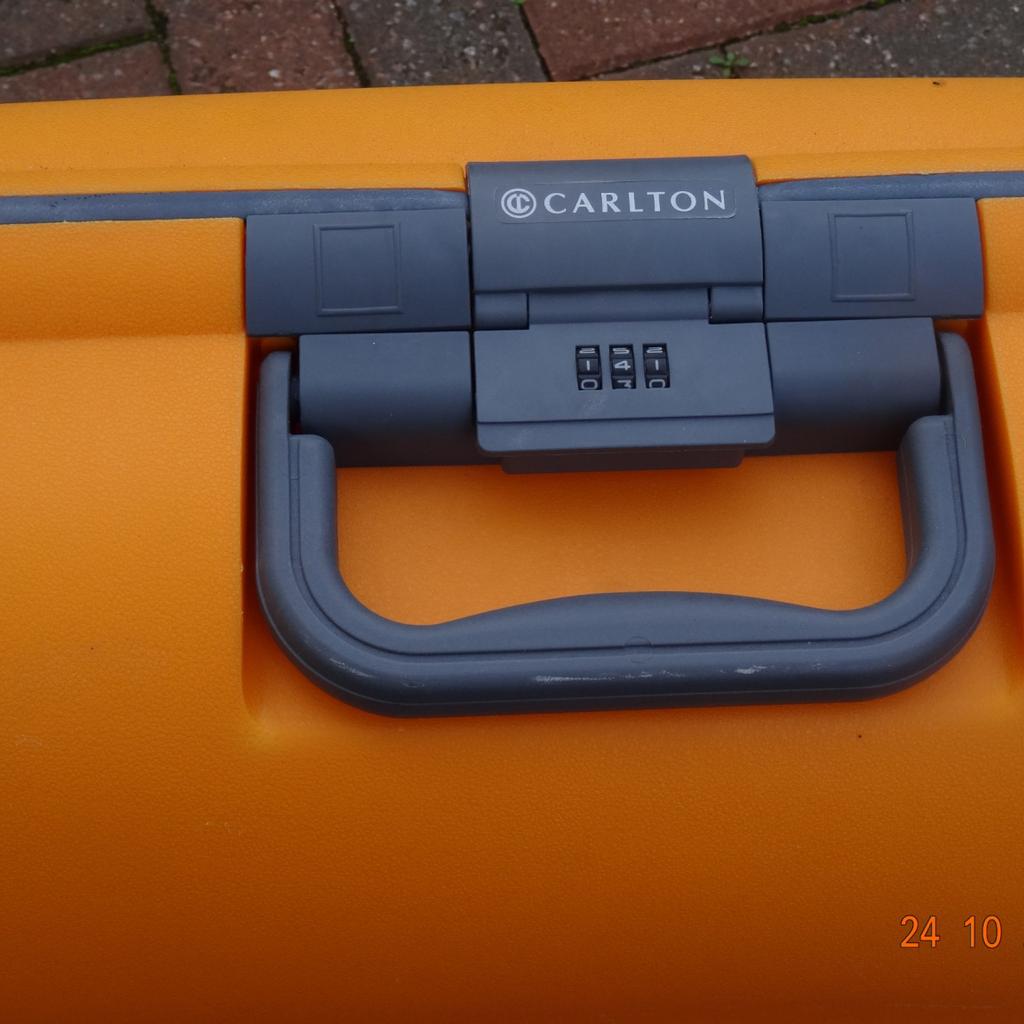 Carlton "Airtec" suitcase in PE1 Peterborough for £20.00 for sale Shpock