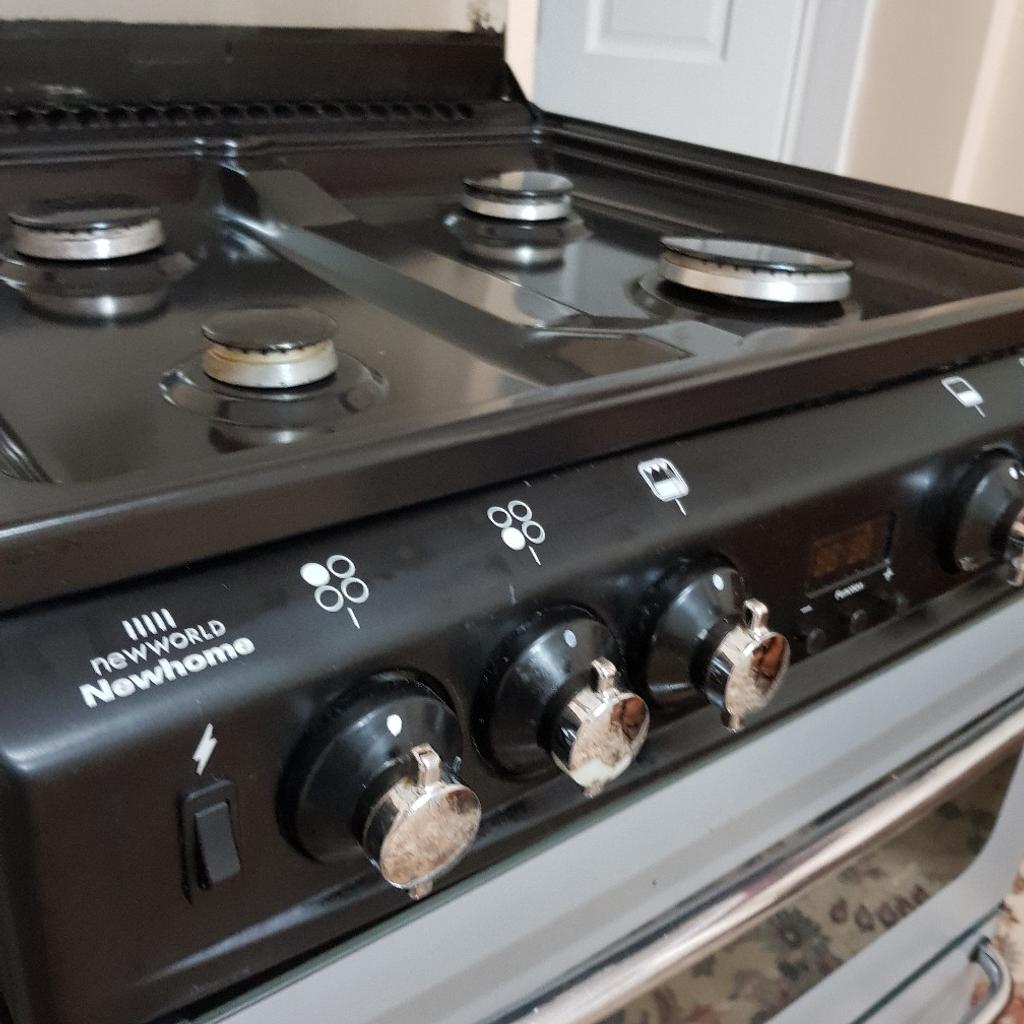 NEW WORLD Gas cooker with Grill and Oven in PR1 Preston for £125.00 for
