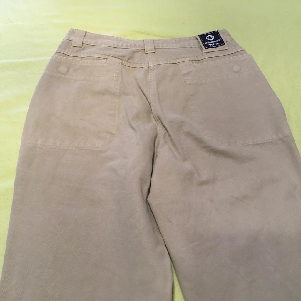 Pantalone donna modello jeans in cotone marca Murphy & Nye vestibilita slim, colore beige, taglia 38/40. Euro 10. Possibile spedizione.