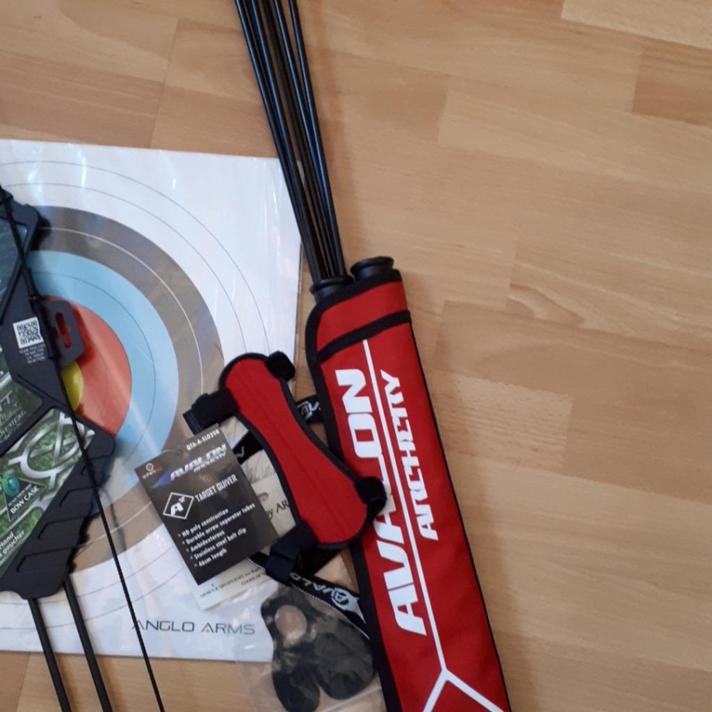 Complete Junior Archery set, with targets in NP11ddu for £25.00 for
