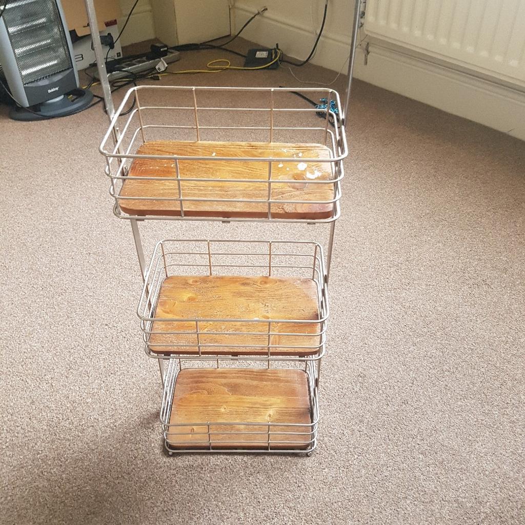 Dunelm Keepers lodge 3 tier caddy in Coundon für 6,00 £ zum Verkauf