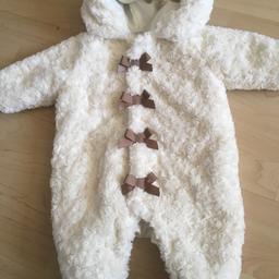 Gorgeous Mamas-and Papas snow suit.. hardly worn..size 0-3 mnths