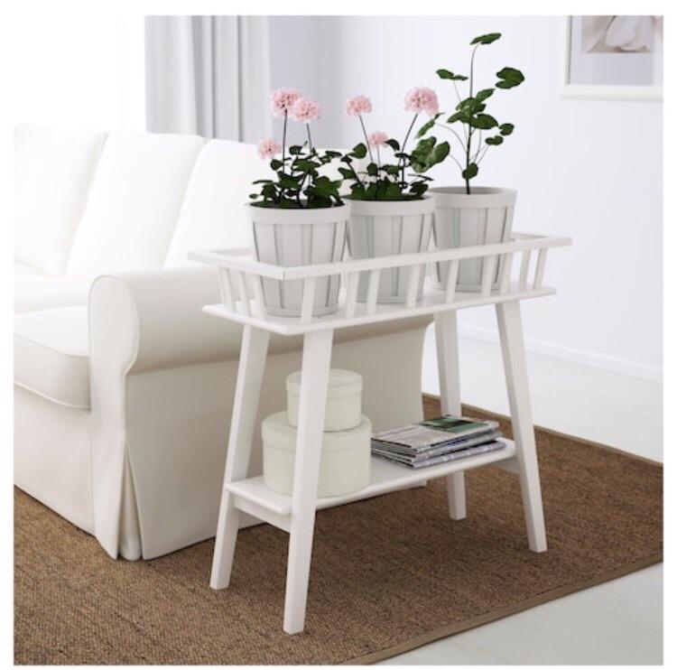 LANTLIV Blumenständer weiß IKEA in 39104 Magdeburg für 5,00 € zum Verkauf