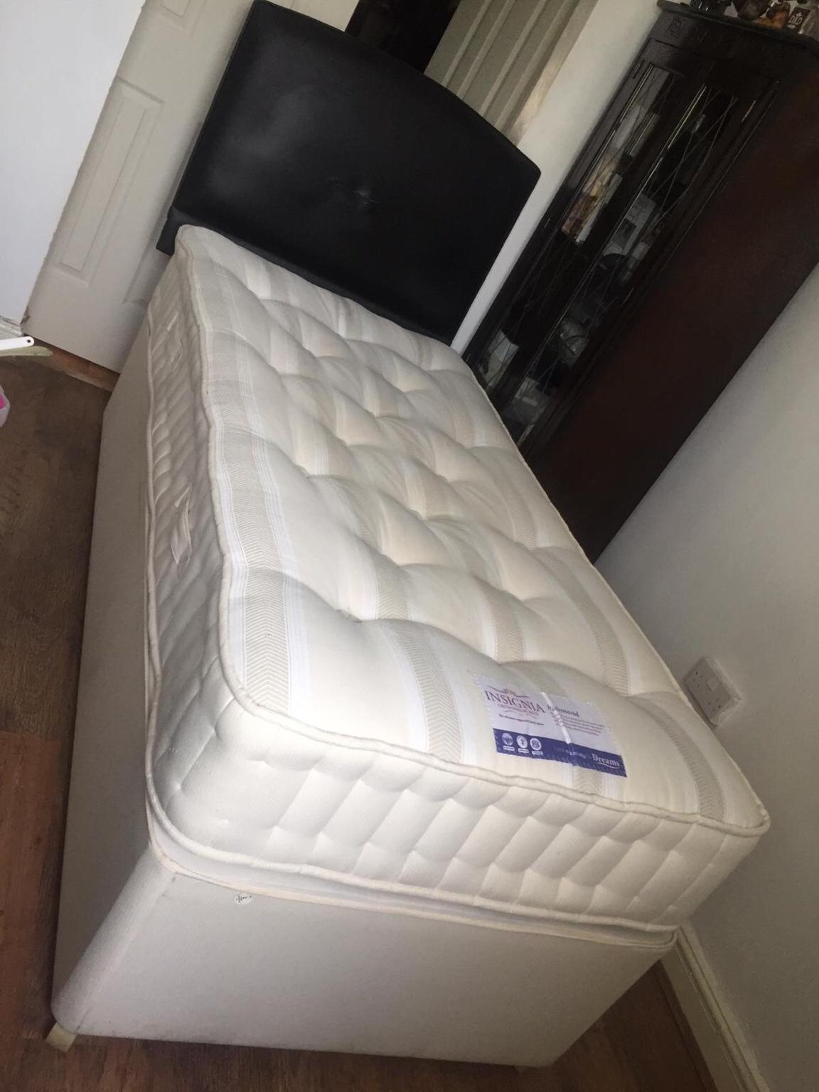 Dreams insignia richmond mattress and divan in Wolverhampton für 165,00