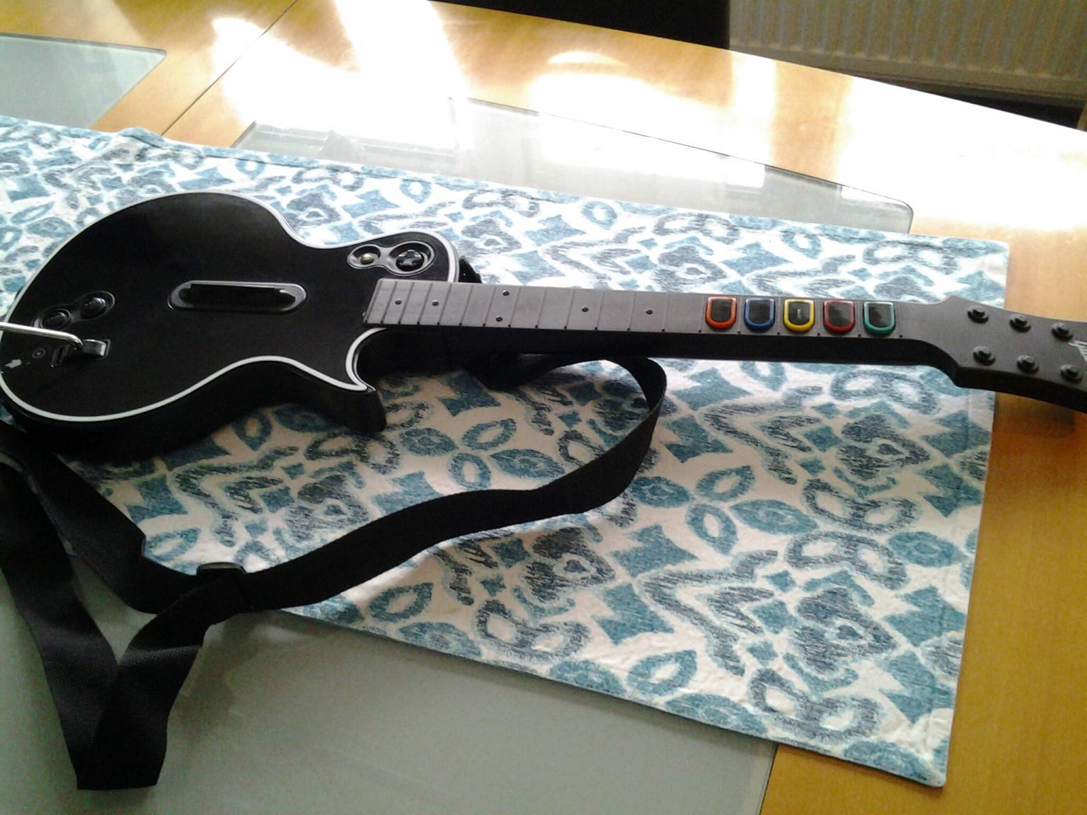 Guitar Hero in 67550 Worms für 15,00 € zum Verkauf | Shpock DE
