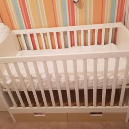 Stuva Ikea Cot Perfect Condition 

Stuva Cot with drawers and mattress retail £210

Bought in July 2016 (still have receipt if needed), hardly used at all due to co-sleeping.

Pretty much as new.

Comes with storage drawers, mattress, blue baby bumper and fitted sheets if needed.

From smoke free and pet free home.

If you need anymore information or pics please contact me.

Any offers please contact me